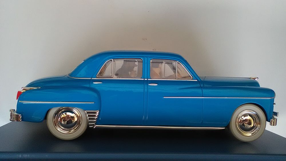 VOITURE DE TINTIN LA N&deg;45 "" LA CORONET DE SBRODJ "" 