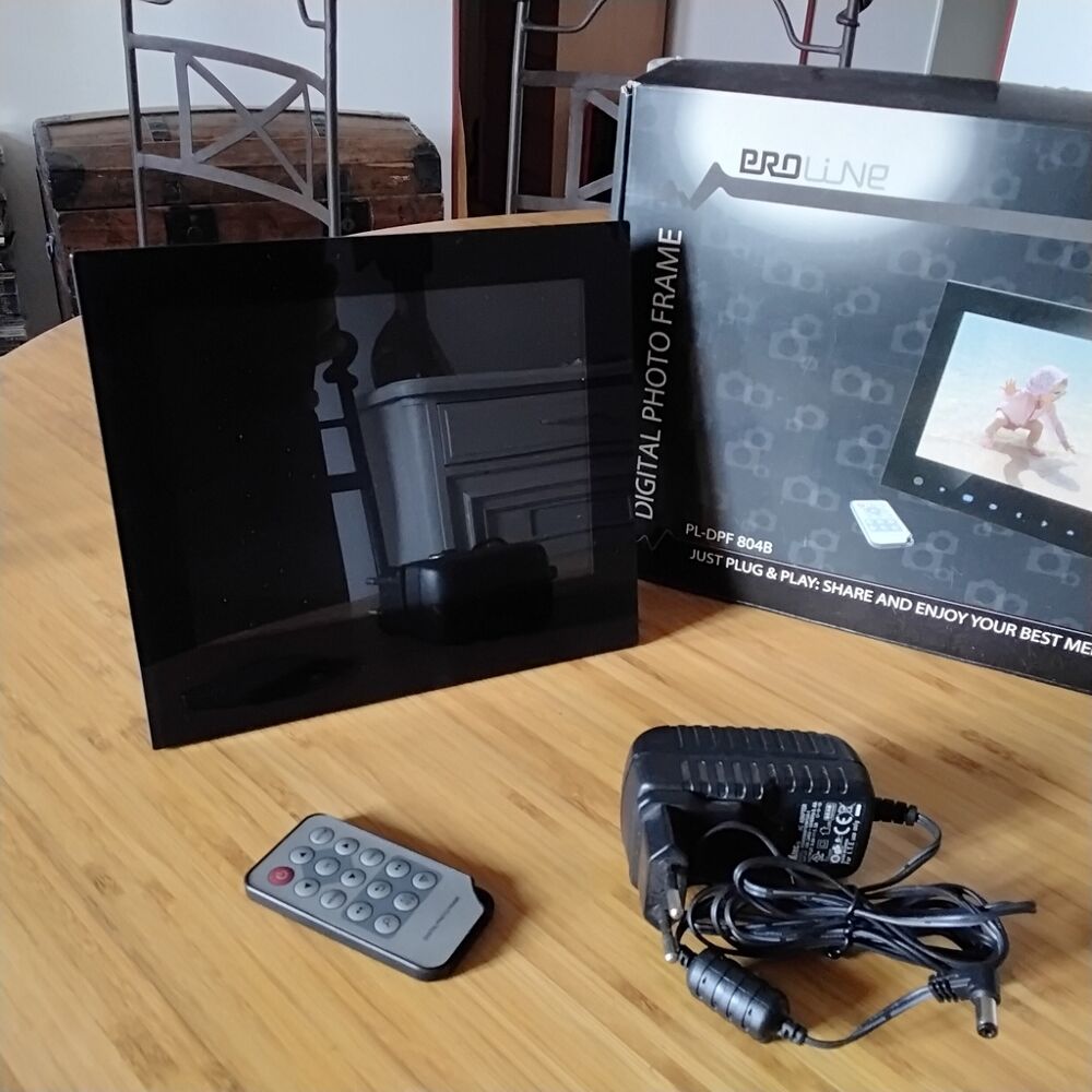 Cadre photo num&eacute;rique Proline noir avec accessoires Photos/Video/TV