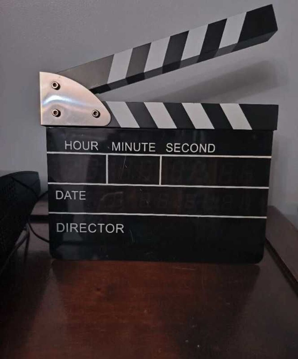 horloge r&eacute;veil clap de films
Audio et hifi