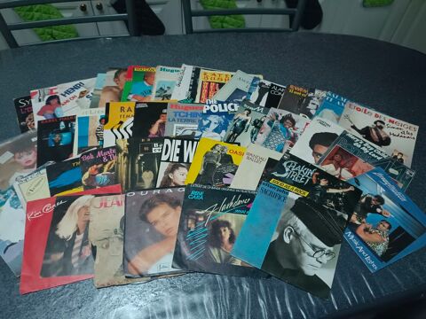 Lot vinyles 45-Tours 60 Besan�on (25)