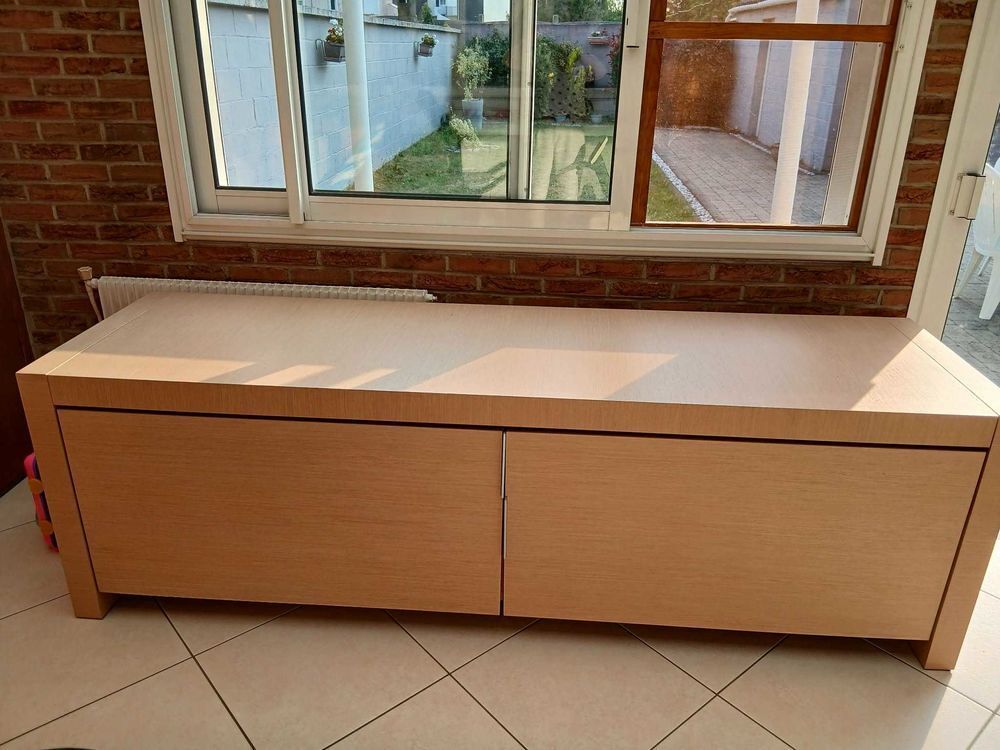 Buffet bas Roche Bobois ch&ecirc;ne teint&eacute; blanchi Meubles