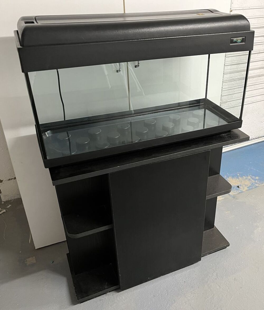   Aquarium 90 L avec meuble 