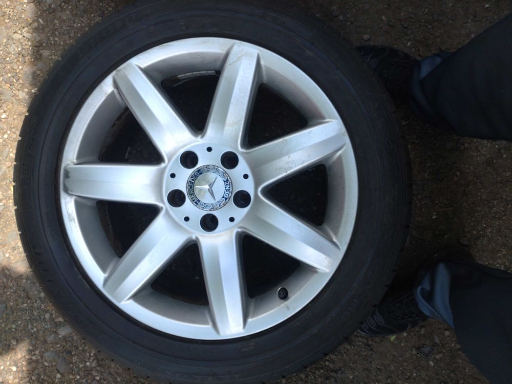 Pneu voiture - roue  occasion 54250 Champigneulles