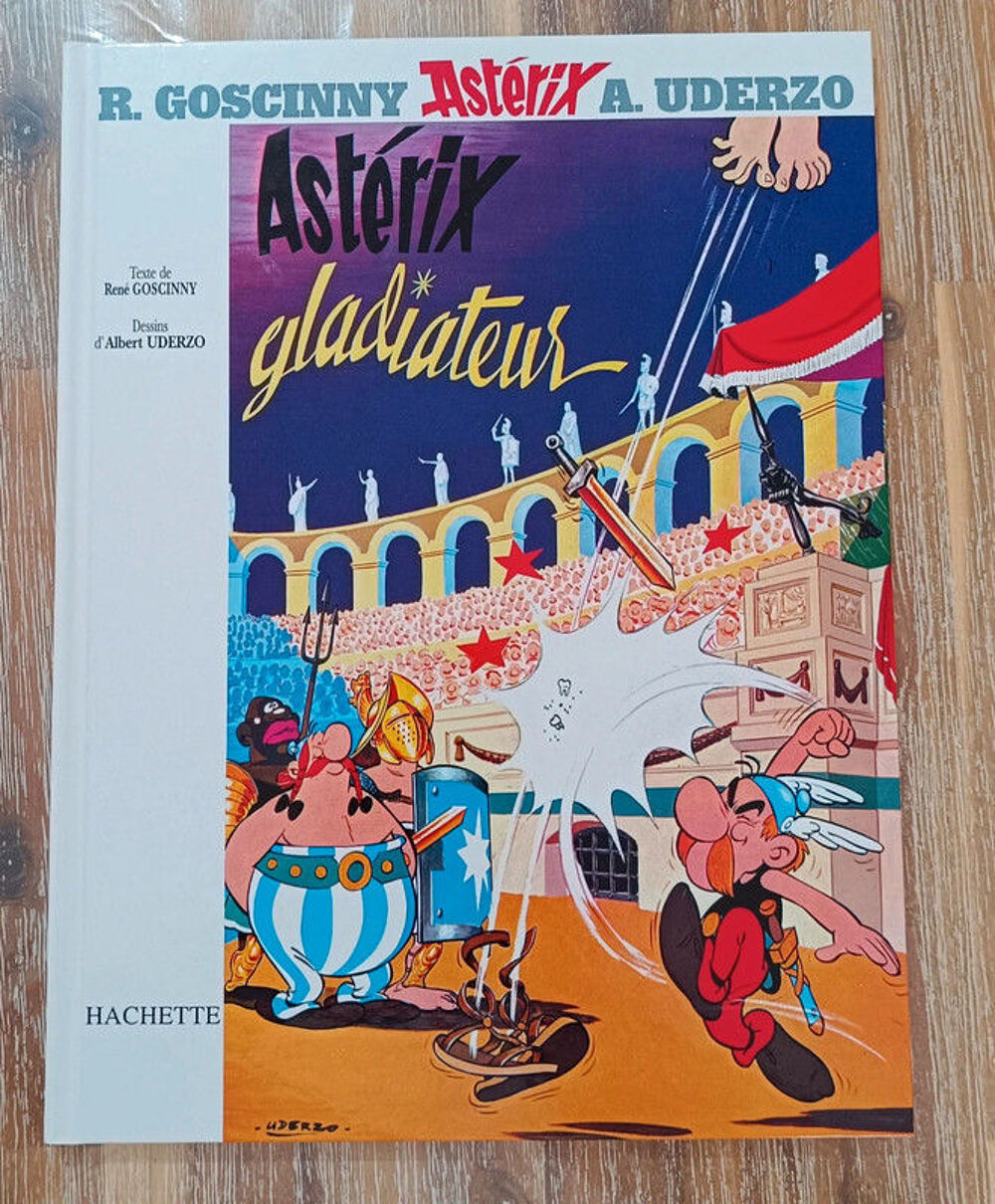 Bande dessin&eacute;e Ast&eacute;rix "Ast&eacute;rix Gladiateur" Livres et BD
