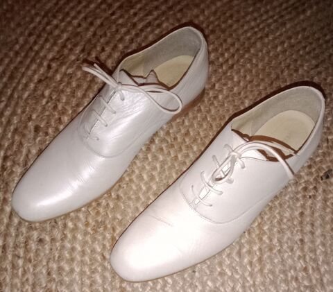 chaussure c�r�monie blanche - taille 40 40 Beauchamp (95)