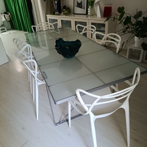  Table  salle à manger design IKEA idéale pour 8 personnes 70 Montpellier (34)