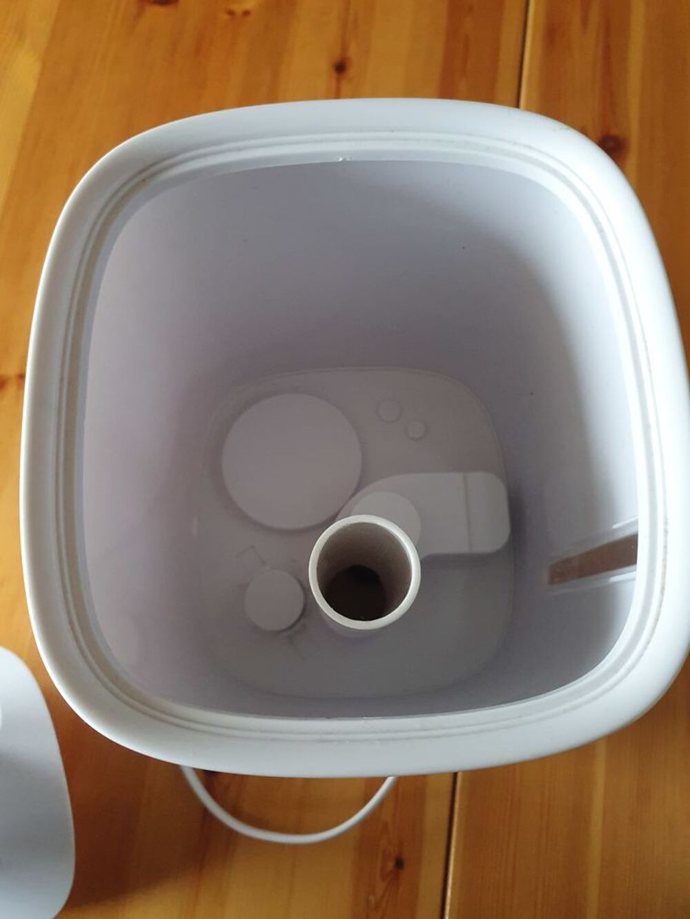Humidificateur d'air &eacute;lectrique comme neuf Electroménager