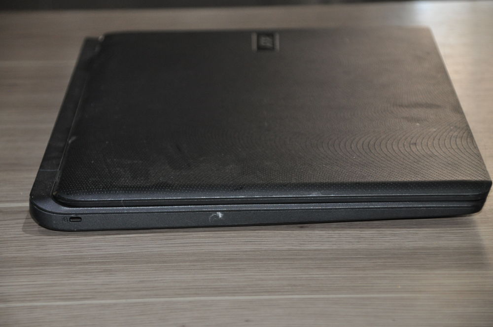 Acer Aspire ES1-732 de 17,3 pouces Matriel informatique