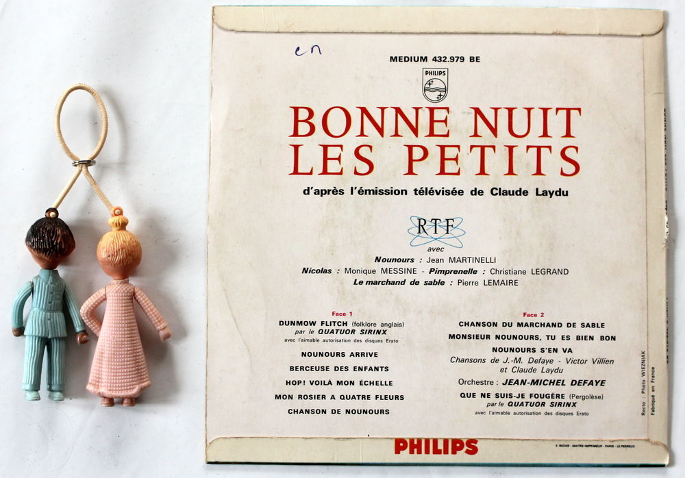 Bonne Nuit les Petits le disque 45 tours et le porte clefs CD et vinyles