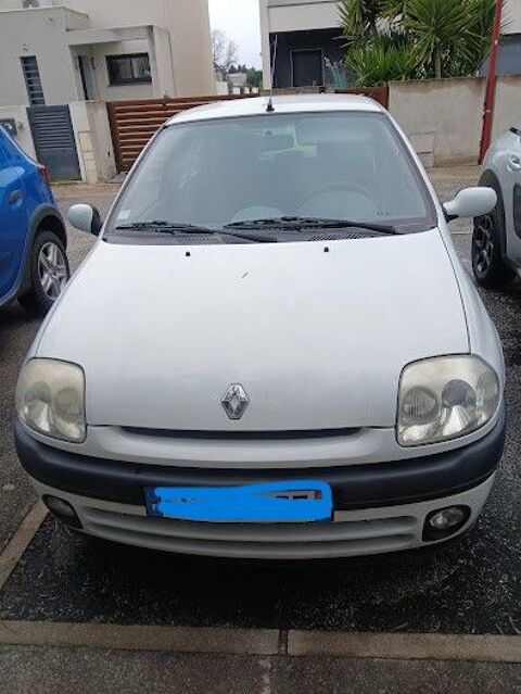 Renault Clio II Clio 1.2i 16V Authentique 2001 occasion Toulouges 66350