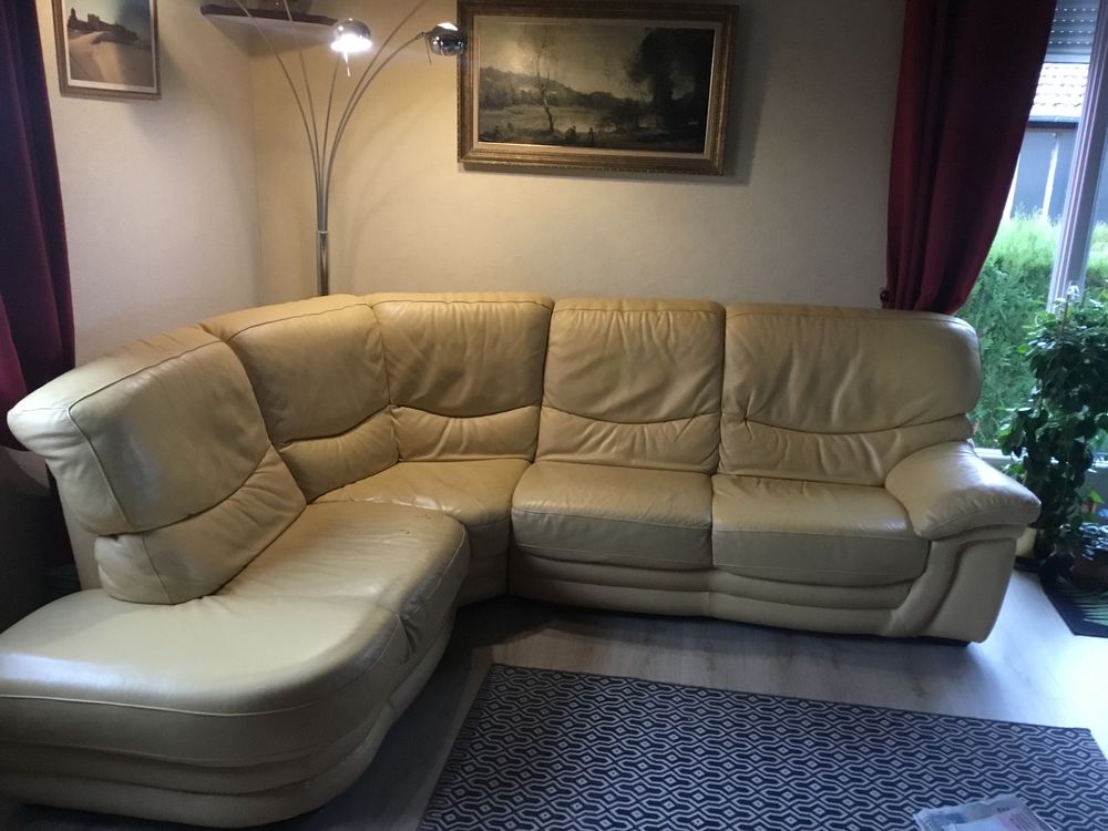 Canap&eacute; d'angle Cuir. Meubles