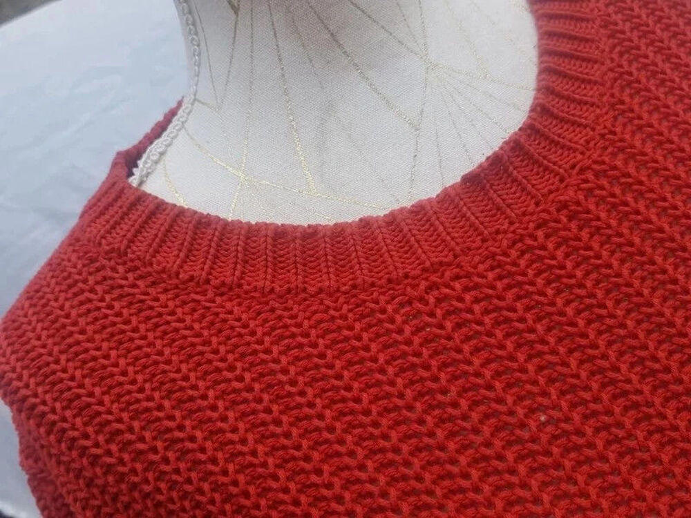 Beau pull levi's rouge Vêtements