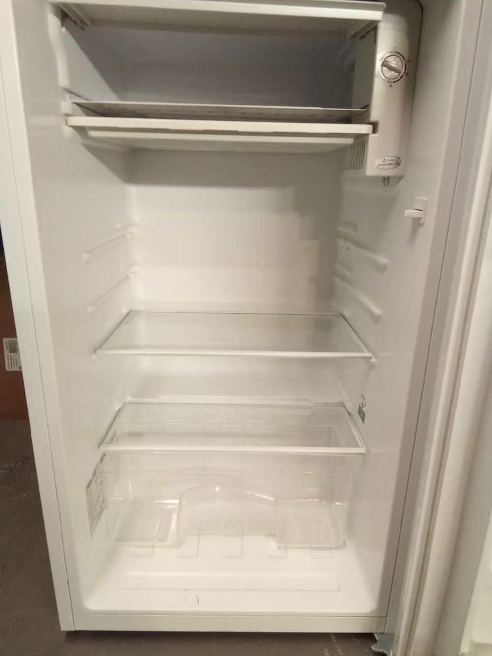frigidaire PROLINE Bon &eacute;tat propre Electroménager