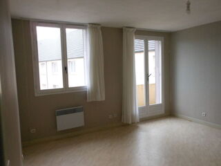  Appartement à louer 3 pièces 68 m²