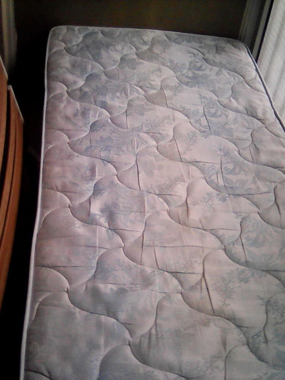 Sommier avec matelas Meubles