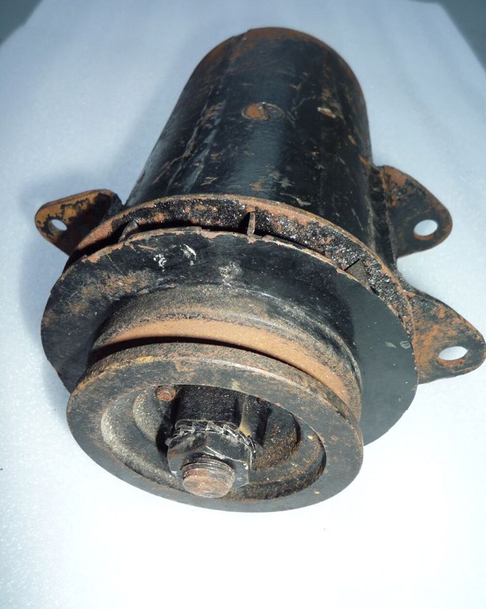 RENAULT 8 10 FLORIDE CARAVELLE - G&eacute;n&eacute;ratrice 