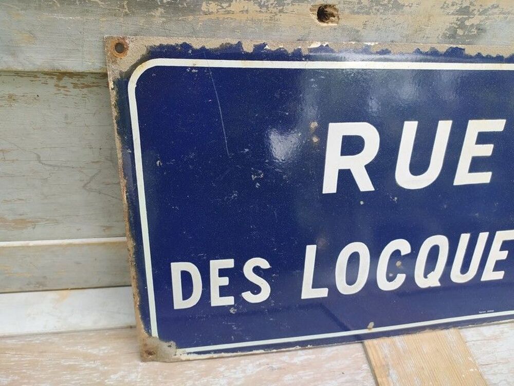 Ancienne Plaque &Eacute;maill&eacute;e Rue des Locquets 
