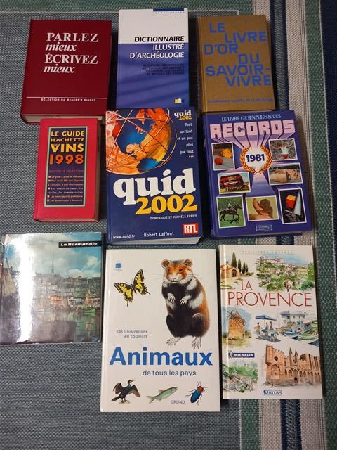 Livres divers occasions � voir 1 Le Havre (76)