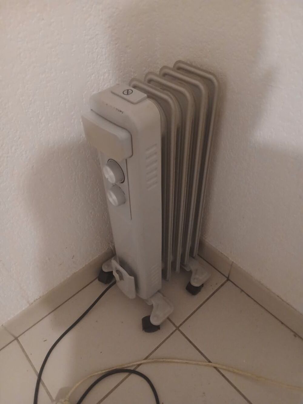 Radiateur a bain d'huile Electroménager