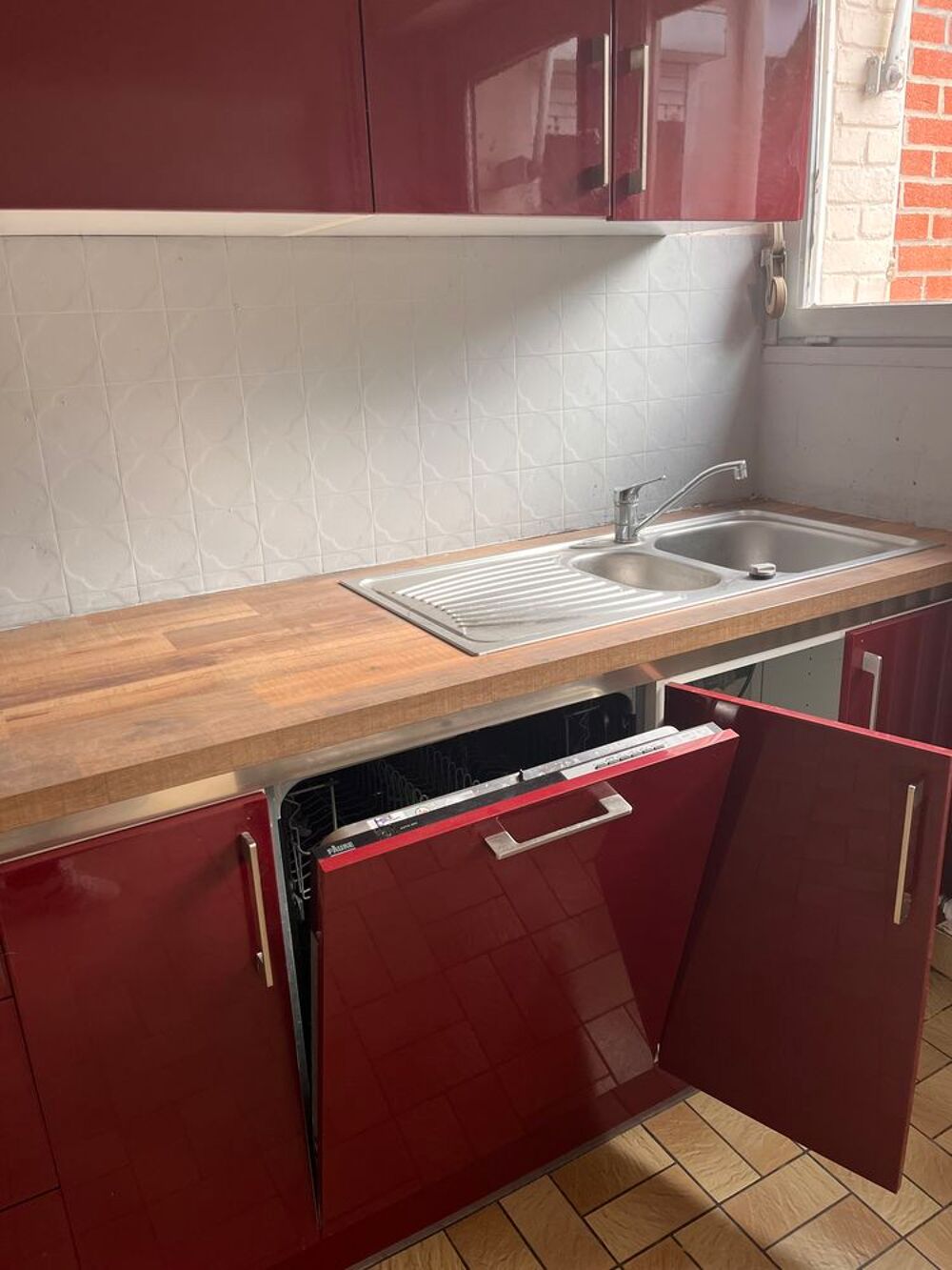 Cuisine &eacute;quip&eacute;e compl&egrave;te + &eacute;lectrom&eacute;nager Meubles