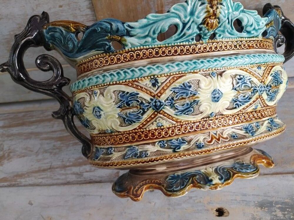 Jardini&egrave;re Barbotine Onnaing Fa&iuml;ence Style Majolique XIX&egrave;me 