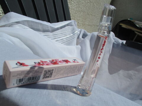 Miniature d'Eau de Parfum  Flower Ikebana By Kenzo  - Neuve 22 La Fert�-Alais (91)