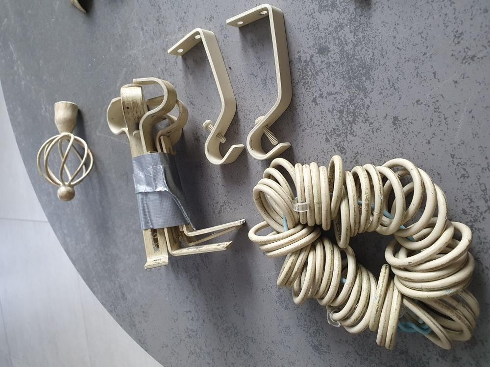 8 embouts avec supports et anneaux pour tringle &agrave; rideau, Diam.20 mm, dor&eacute; N&eacute;o, INSPIRE Décoration