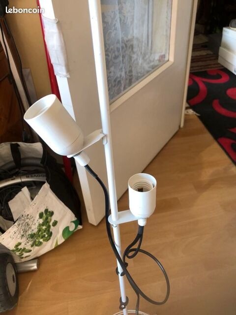 Lampadaire 2 ampoules 15 Ivry-sur-Seine (94)