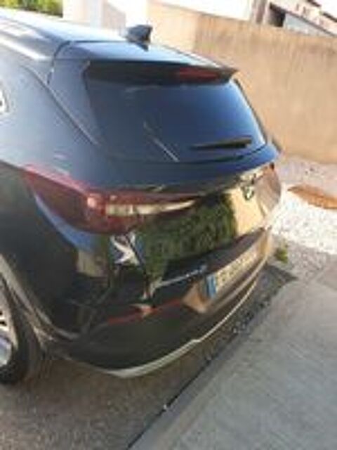 Grandland x Grandland X 1.2 Turbo 130 ch Design Line 120 ans 2018 occasion 13220 Ch&acirc;teauneuf-les-Martigues