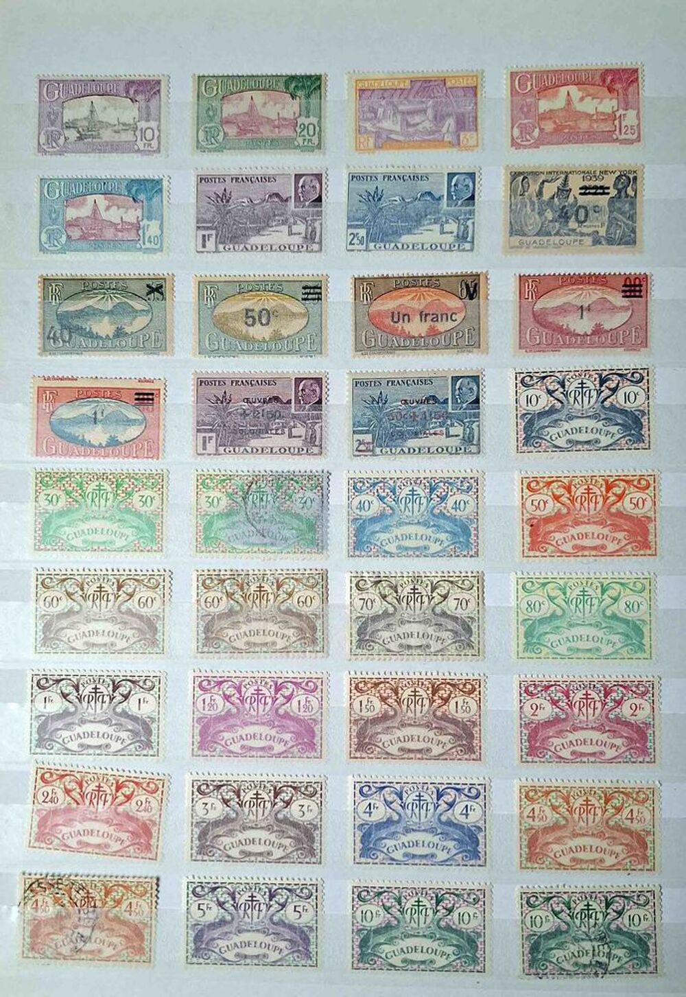 S&eacute;rie de timbres de collection de Guadeloupe 
