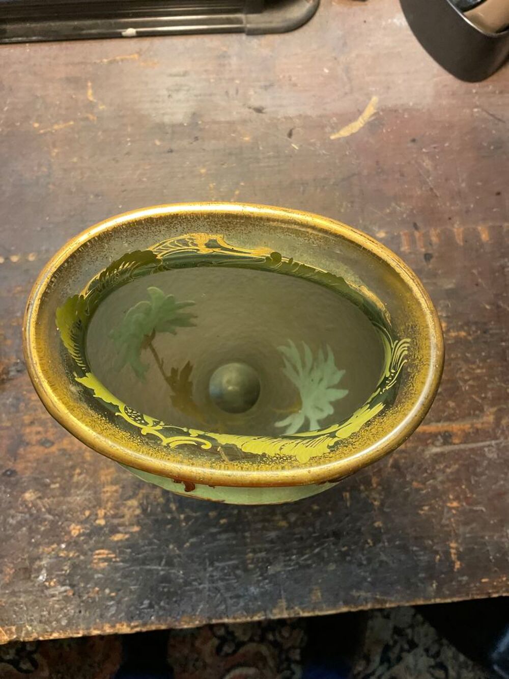 Montjoye, France. Vase Art Nouveau. 