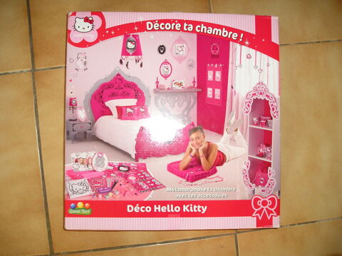 DCORES TA CHAMBRE HELLO KITTY  15 Septmes-les-Vallons (13)