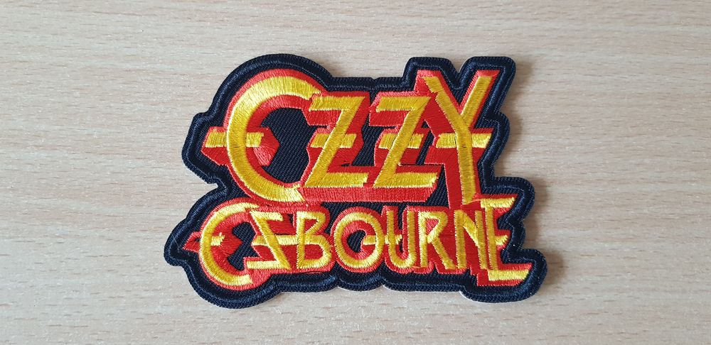 &eacute;cusson brod&eacute; 
Ozzy Osbourne 
10x7 cm
thermocollant 