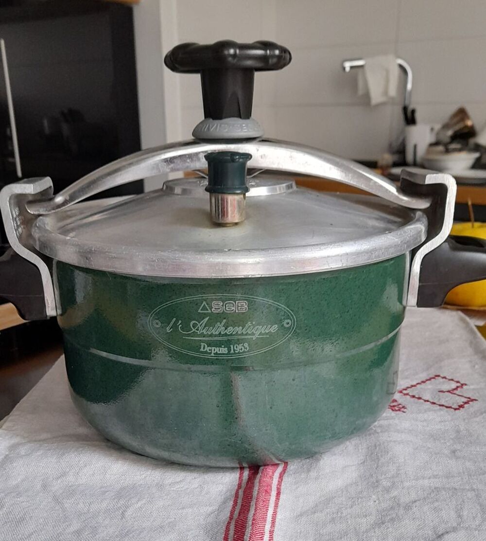 Cocotte minute Seb 6L Cuisine