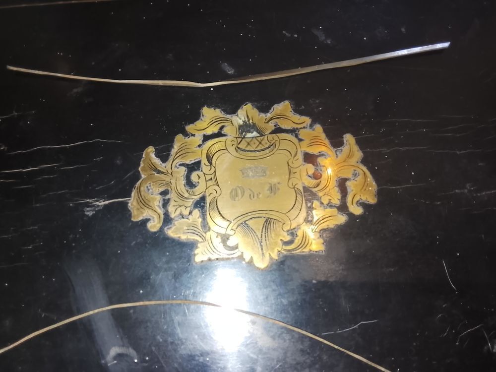 N&eacute;cessaire de toilette dans son coffret Epoque Napol&eacute;on III 