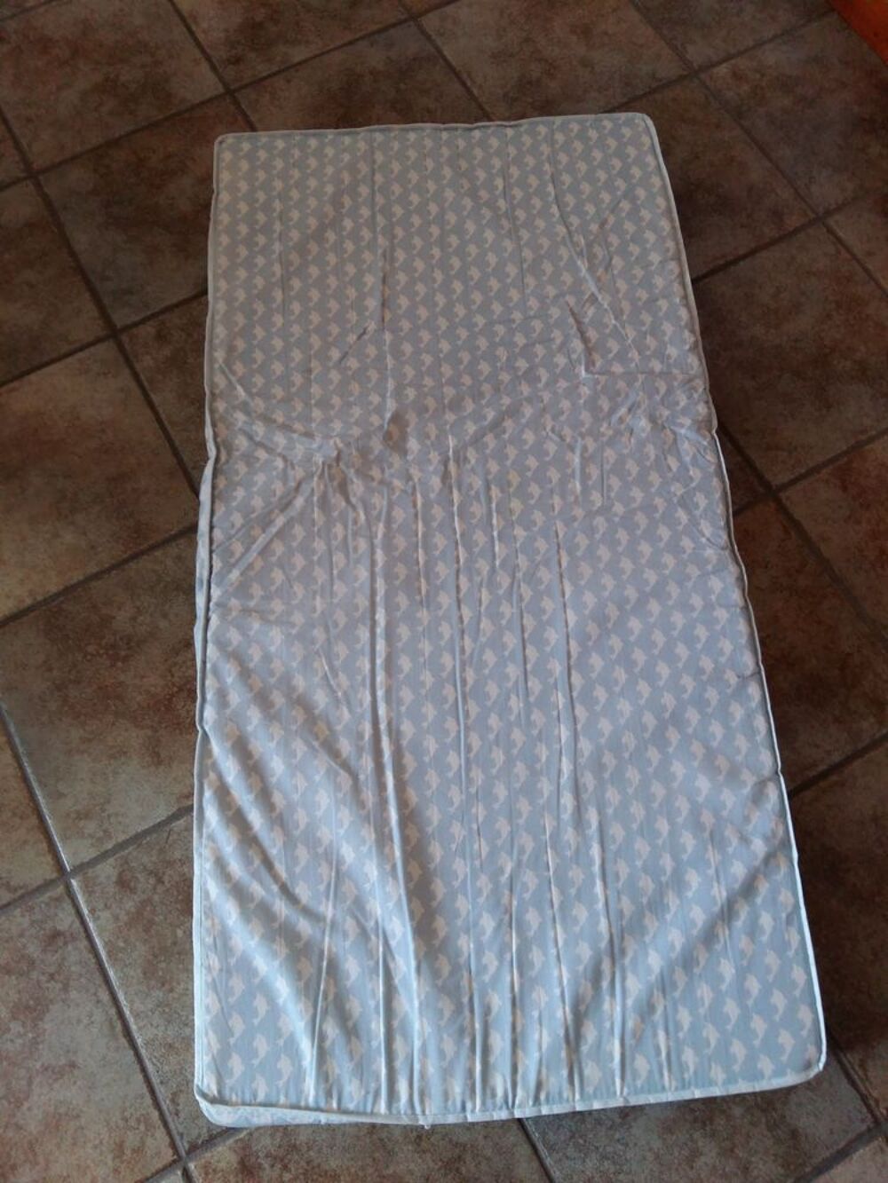 Matelas lit enfant Puériculture