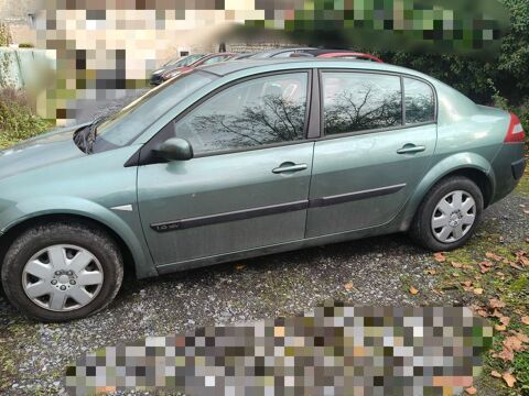 Renault megane ii Mégane 1.6 16V Confort Authentiqu