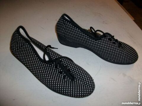 Toiles � lacets Noir Pois Blanc pt 39-neuves 3 Bouxwiller (67)