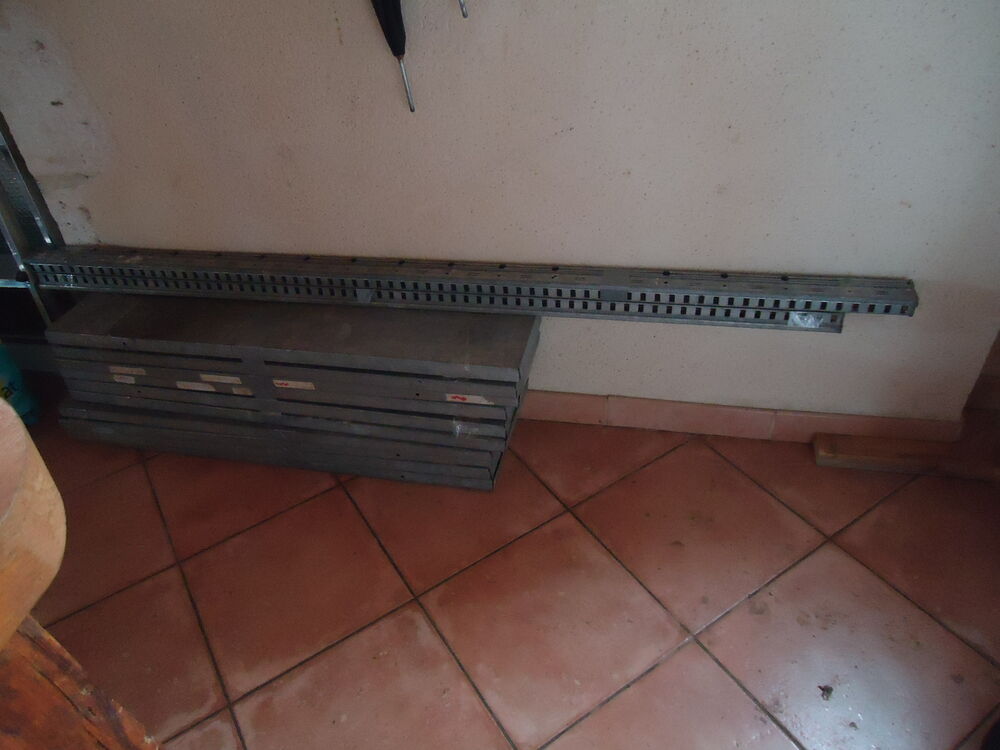 Colonne de 5 &eacute;tag&egrave;res galvanis&eacute; charge lourde 164x100x50 TBE Bricolage