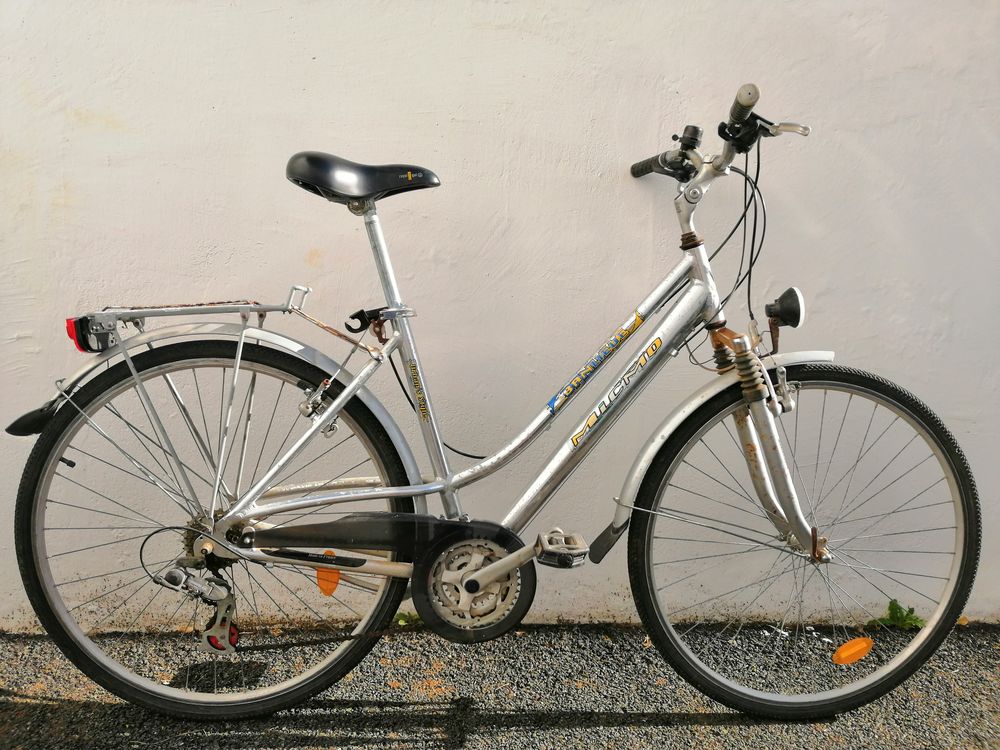 VTC 28 pouce alu Micmo Vélos