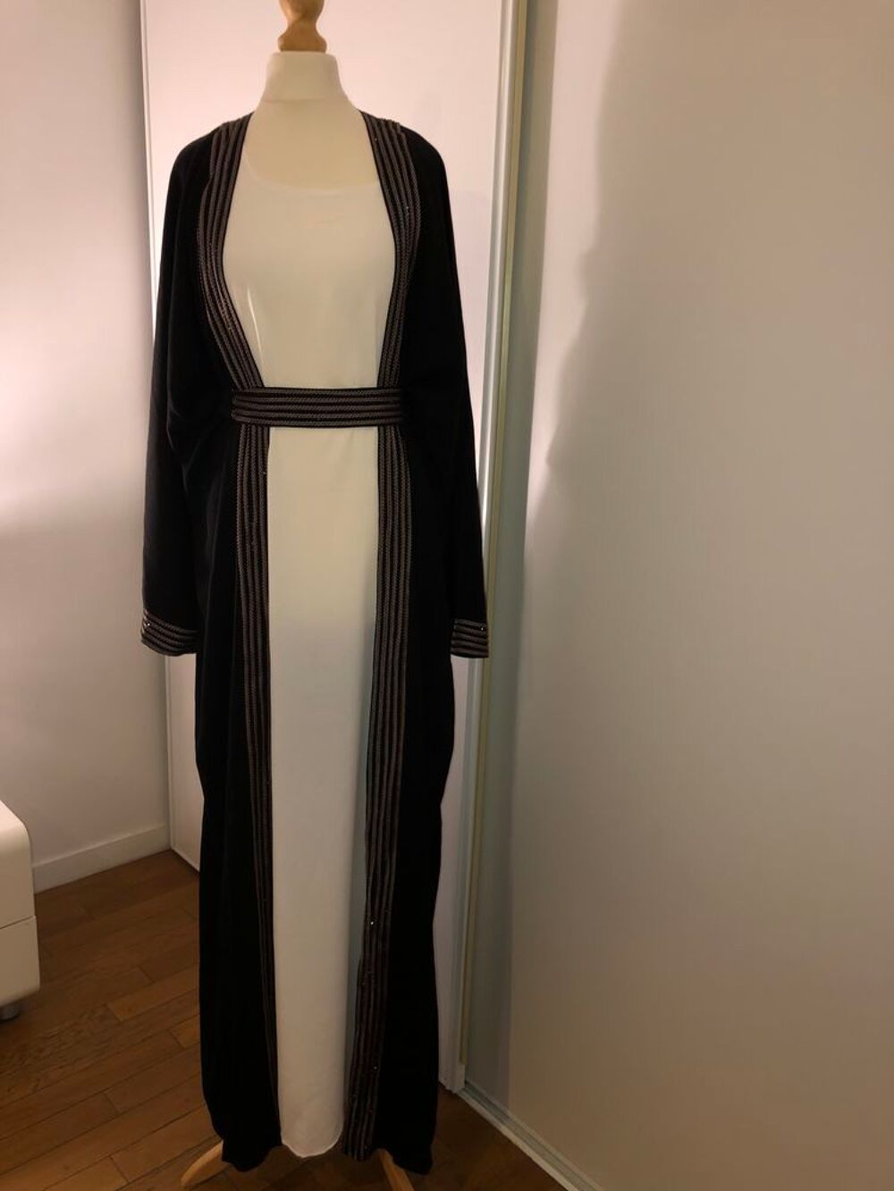 Abaya caftans kimono robe Vêtements