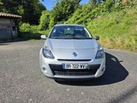 Clio III dCi 85 98g eco2 Expression Clim Euro 4 2011 occasion 69320 Feyzin