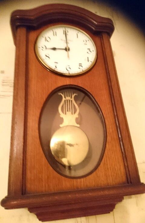  Carillon en bois massif en tr�s bon �tat  72 Lasson (14)