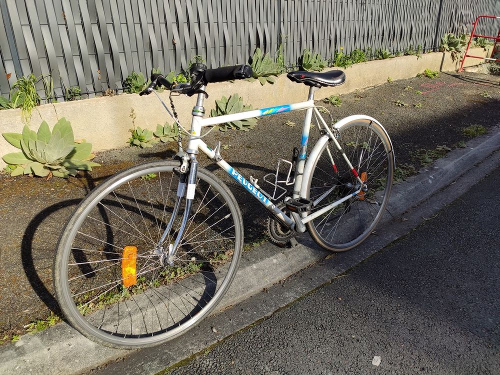 V&eacute;lo de route Peugeot Vélos