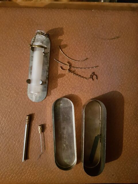 seringue ancienne 15 Rethel (08)