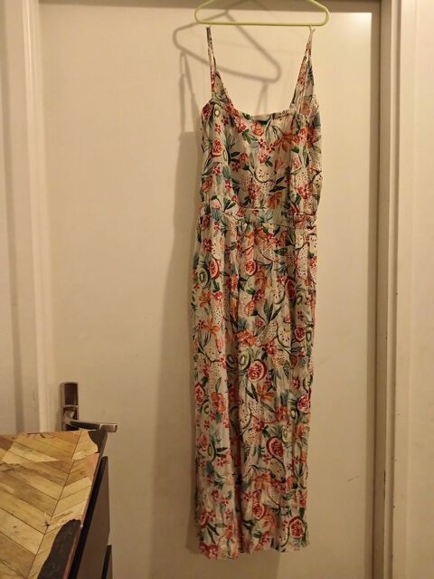 Robe, combinaison, femme, 36 5 Saint-Germain-l�s-Arpajon (91)