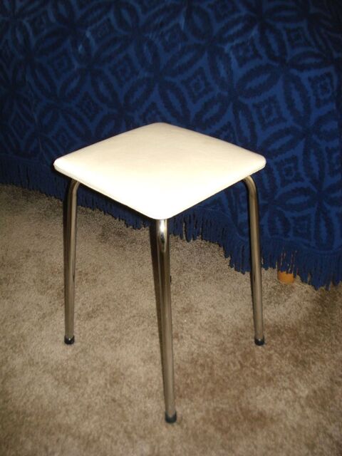 Tabouret vintage pied chromés 10 Monnetier-Mornex (74)