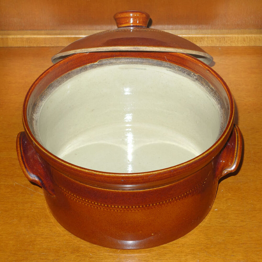Cocotte 3 litres en faience 'Pearsons' Cuisine