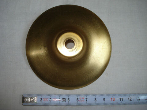 Coupelle en laiton neuve 10cm Trou central de 10 mm Mazda la 6 Marseille 13 (13)