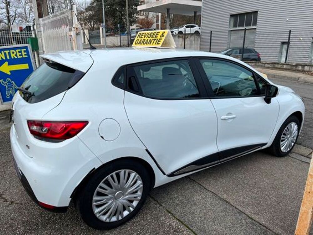 Clio IV dCi 90 eco2 90g Business 2015 occasion 42700 Firminy